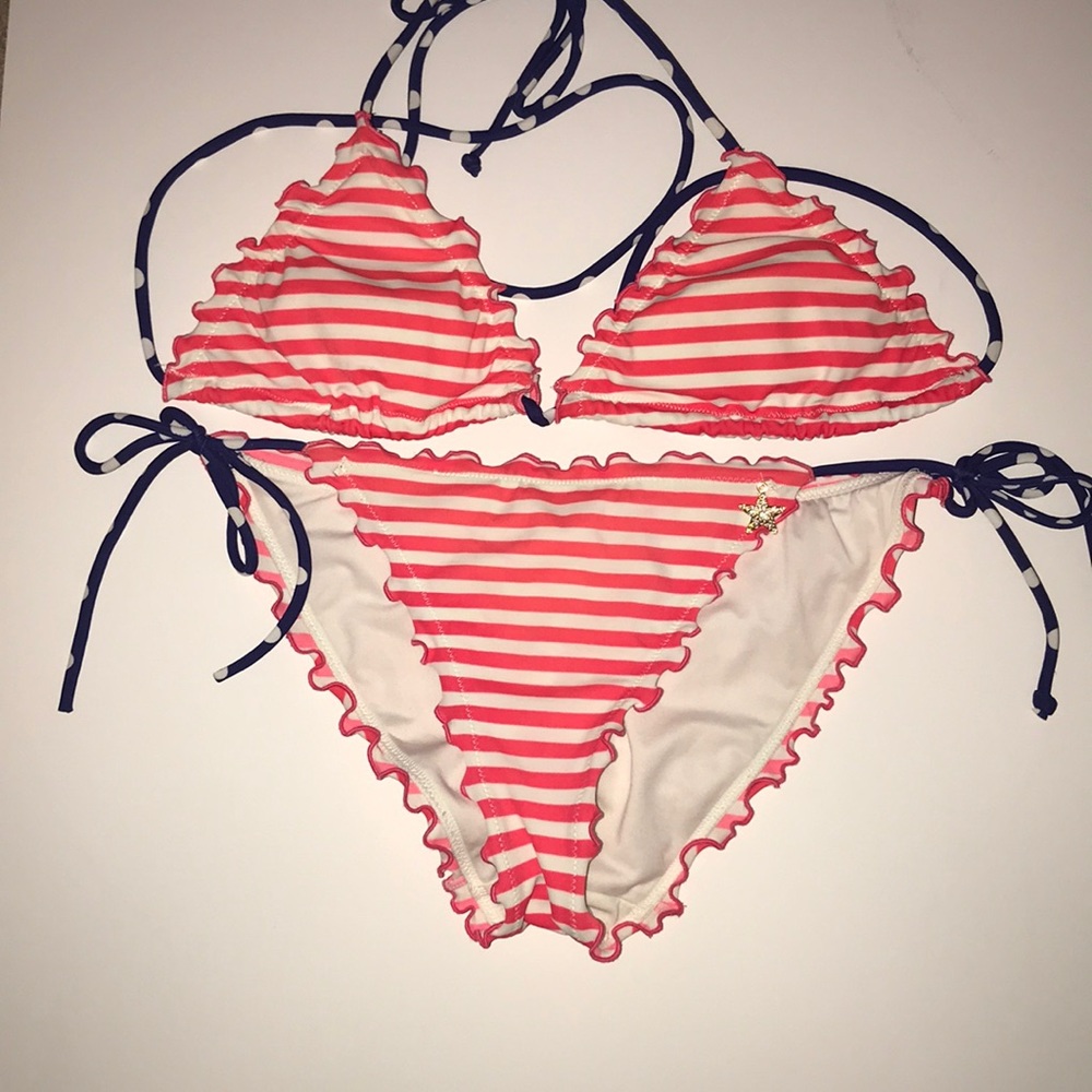 Victoria’s Secret bikini